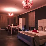 V E R O N E - & - - Rocourt Hotel Liège