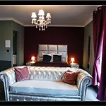 V E R O N E - & - - Rocourt 2*