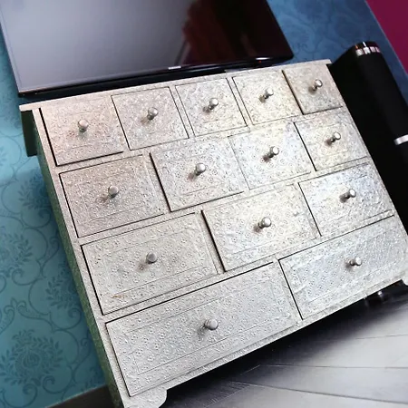 V E R O N E - & - - Rocourt Hotel Luik