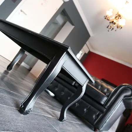 V E R O N E - & - - Rocourt فندق 2*