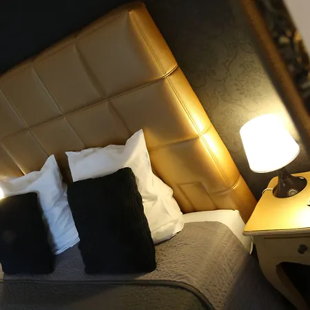 V E R O N E - & - - Rocourt 2*