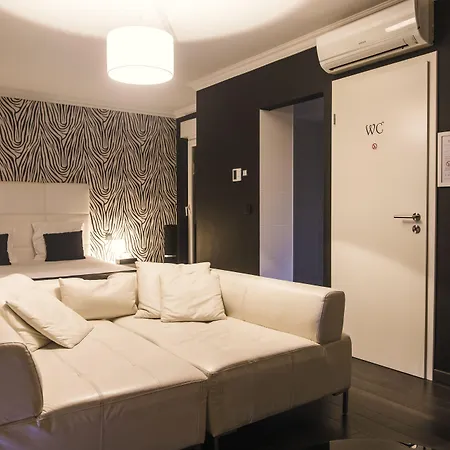 V E R O N E - & - - Rocourt لييج