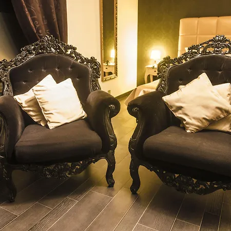 V E R O N E - & - - Rocourt فندق 2*