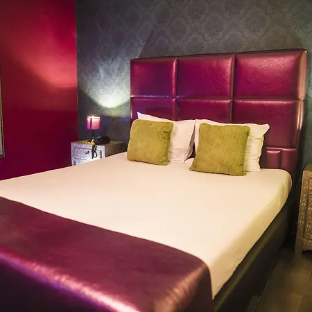 V E R O N E - & - - Rocourt Ξενοδοχείο 2*