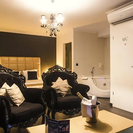 V E R O N E - & - - Rocourt Ξενοδοχείο