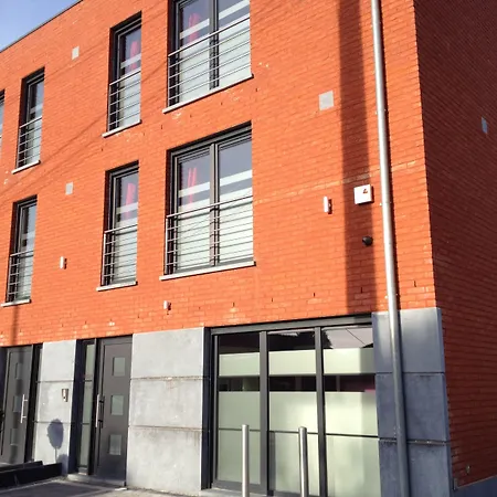 Hotel V E R O N E - & - - Rocourt 2*