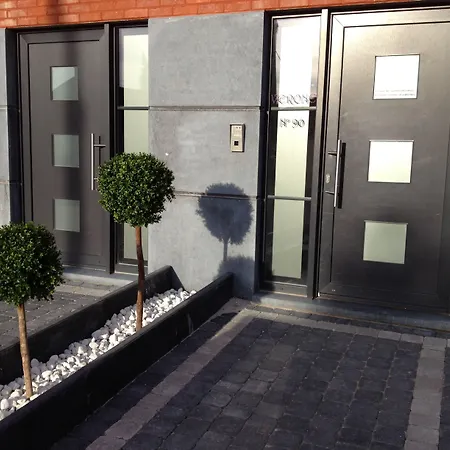 V E R O N E - & - - Rocourt فندق