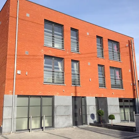 V E R O N E - & - - Rocourt