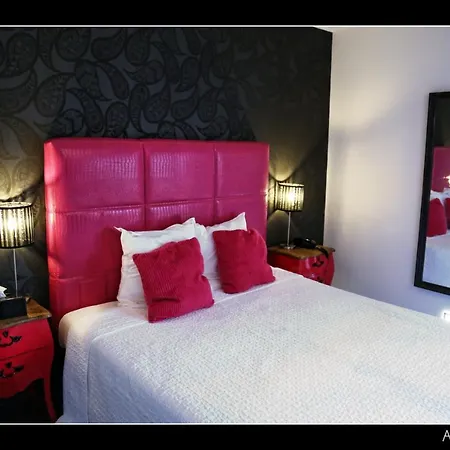 Hotel V E R O N E - & - - Rocourt 2*