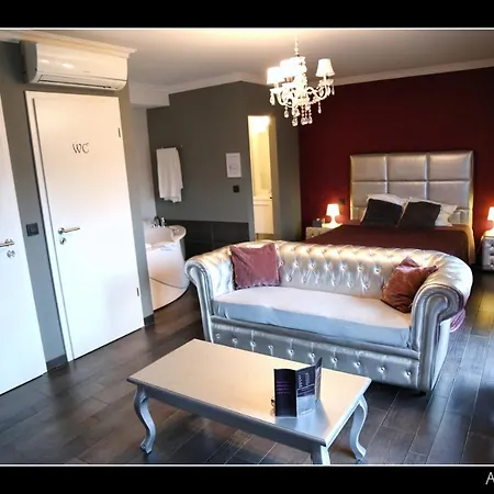 V E R O N E - & - - Rocourt