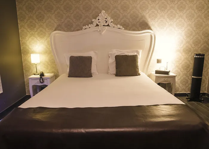 V E R O N E - & - - Rocourt Hotel 2*