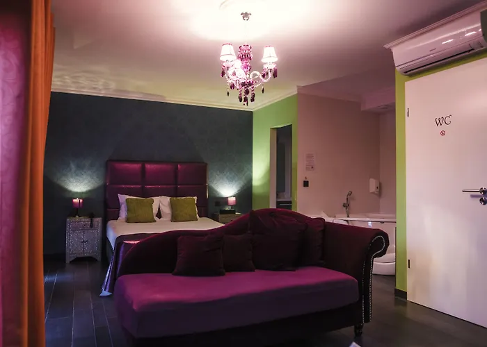 V E R O N E - & - - Rocourt 2*