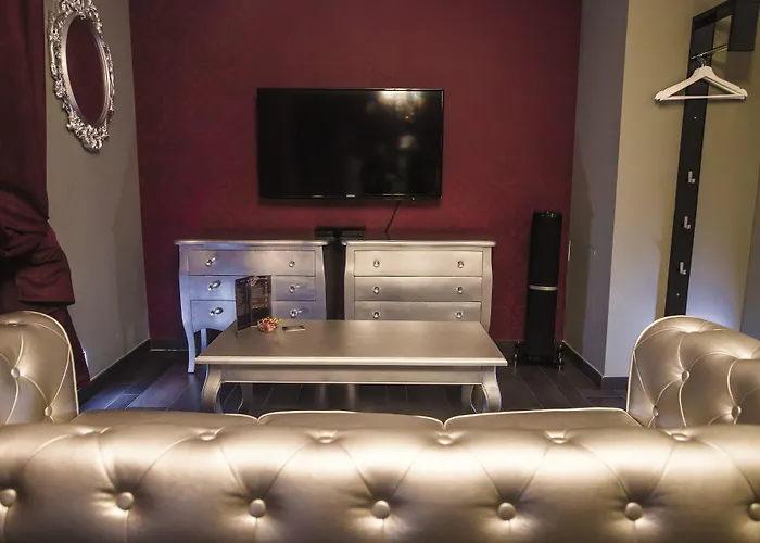 V E R O N E - & - - Rocourt Hotel 2*