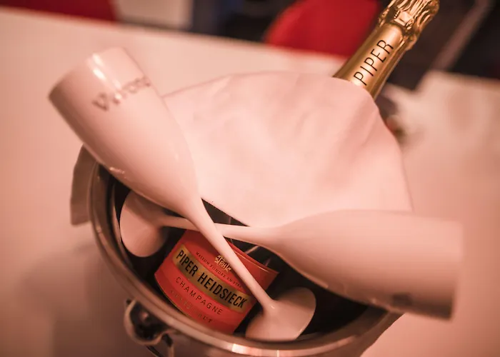 ホテル V E R O N E - & - - Rocourt リエージュ