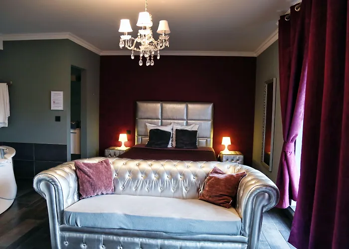 V E R O N E - & - - Rocourt Hotel 2*