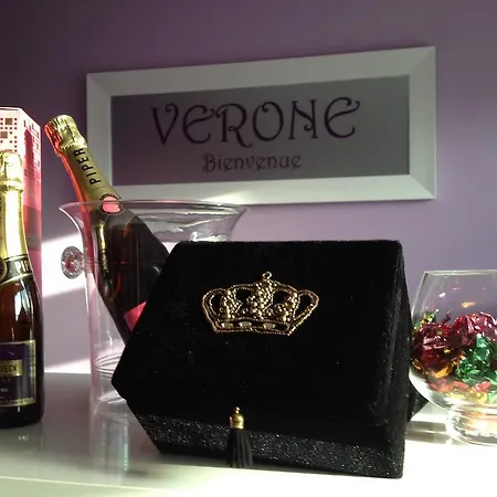 V E R O N E - & - - Rocourt