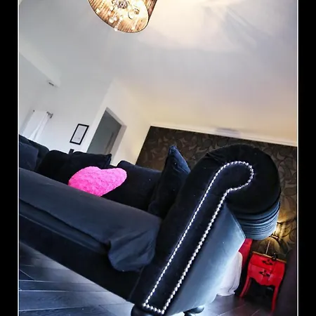 V E R O N E - & - - Rocourt 3*