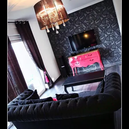 V E R O N E - & - - Rocourt 3*
